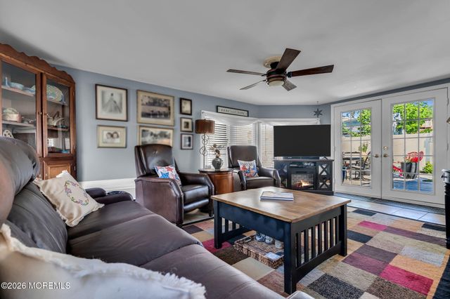 442 Mohawk Drive, Brick, NJ 08723