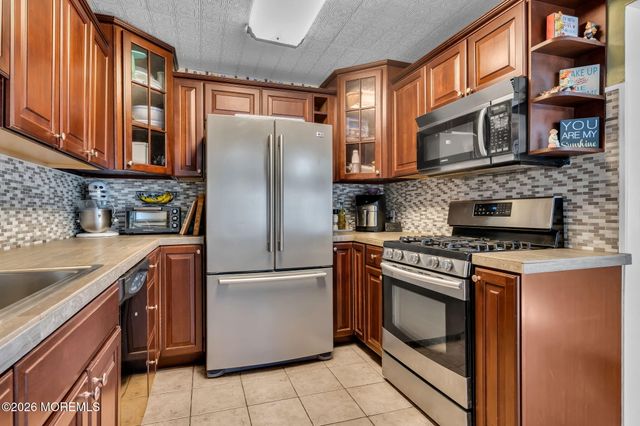 442 Mohawk Drive, Brick, NJ 08723