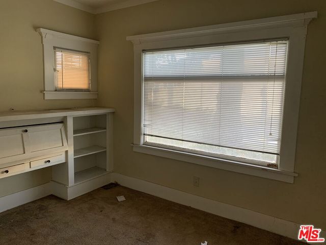 4305 S Flower Street, Los Angeles, CA 90037
