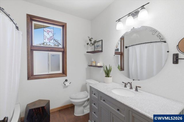 38597 Shady Oak Rd NE, Albany, OR 97322