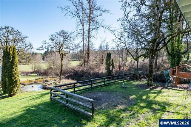 38597 Shady Oak Rd NE, Albany, OR 97322