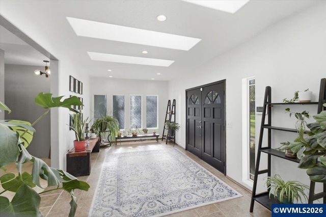 38597 Shady Oak Rd NE, Albany, OR 97322