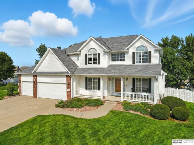 9402 Margo Circle, La Vista, NE 68128