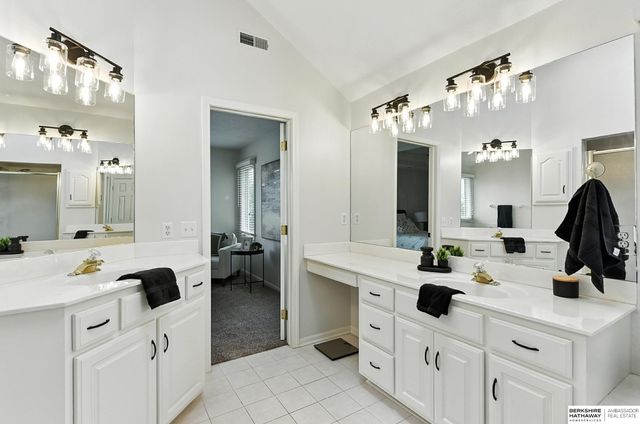 9402 Margo Circle, La Vista, NE 68128