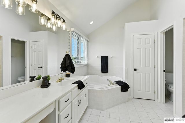 9402 Margo Circle, La Vista, NE 68128