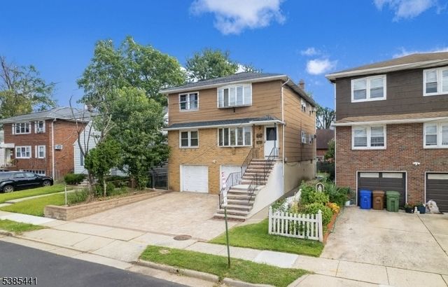 514 E Elm St, Linden City, NJ 07036