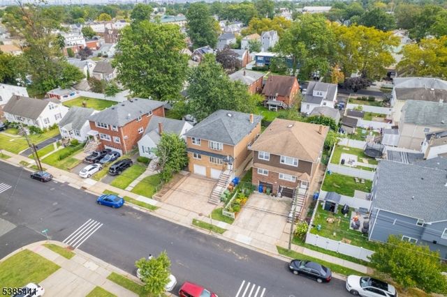 514 E Elm St, Linden City, NJ 07036