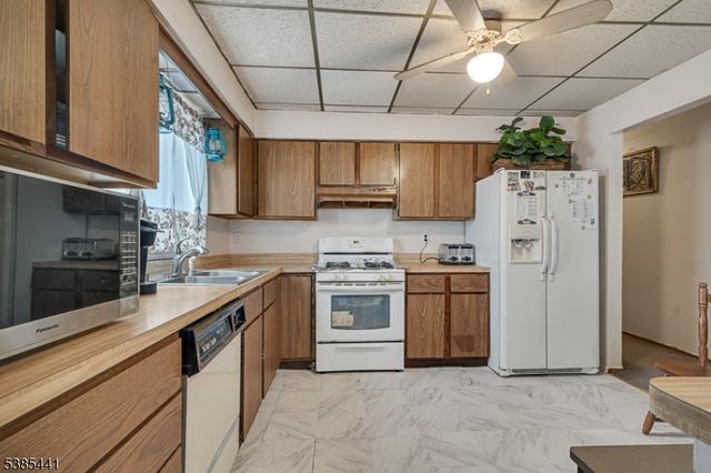 514 E Elm St, Linden City, NJ 07036