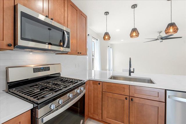 6007 Wideleaf DR, Austin, TX 78724