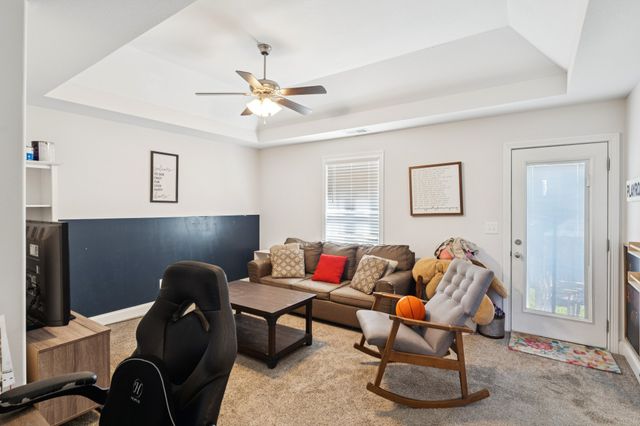 1568 Ellie Piper Cir, Clarksville, TN 37043