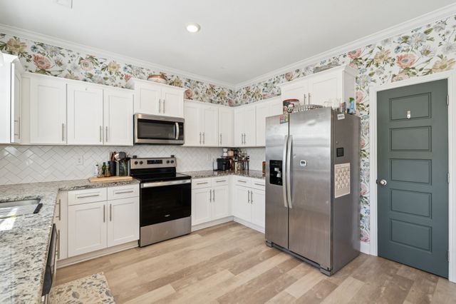 1568 Ellie Piper Cir, Clarksville, TN 37043