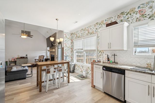 1568 Ellie Piper Cir, Clarksville, TN 37043