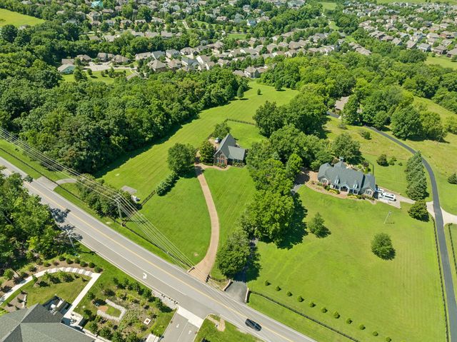 4320 Long Ln, Franklin, TN 37064