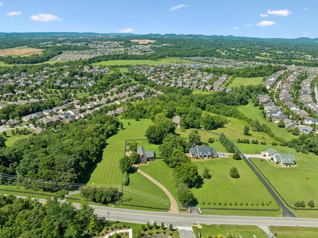 4320 Long Ln, Franklin, TN 37064