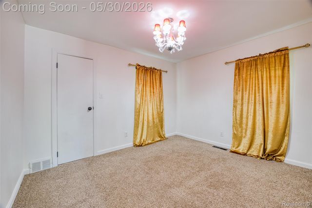 23075 Vance Avenue, Hazel Park, MI 48030