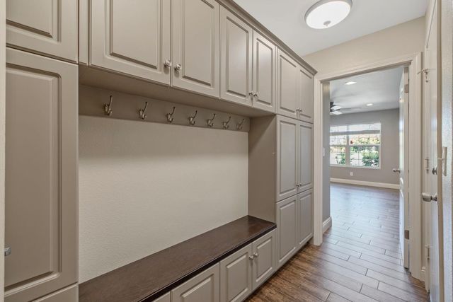 5533 W River Bottom Avenue, Fresno, CA 93722