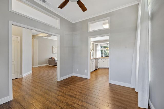 5533 W River Bottom Avenue, Fresno, CA 93722