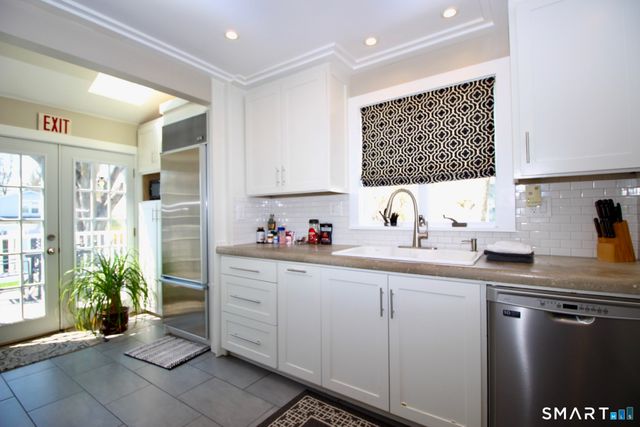 25 Center Terrace, Stamford, CT 06906