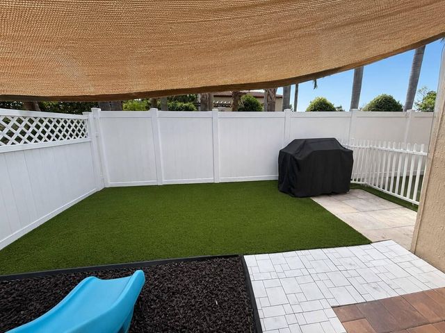 4822 NW 56th Court, Tamarac, FL 33319