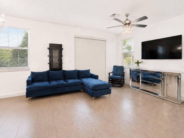 4822 NW 56th Court, Tamarac, FL 33319