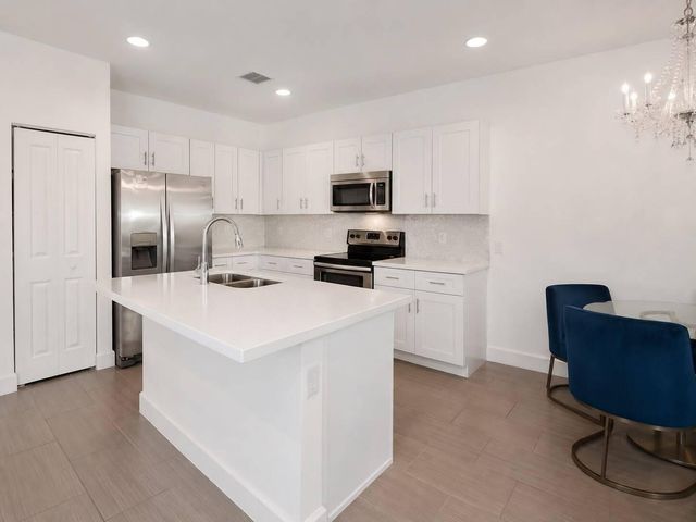 4822 NW 56th Court, Tamarac, FL 33319