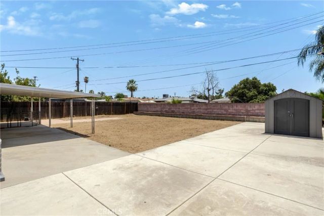 27143 Norwood, Highland, CA 92346