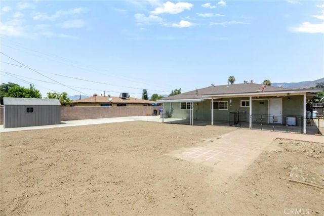 27143 Norwood, Highland, CA 92346