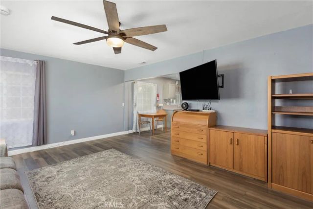 27143 Norwood, Highland, CA 92346