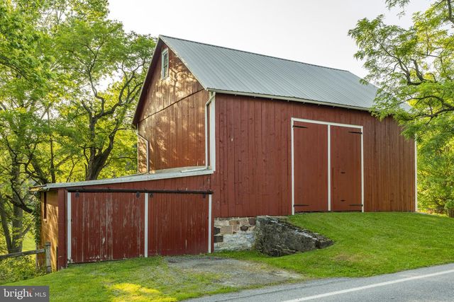 1407 BRUNNERVILLE RD, Lititz, PA 17543