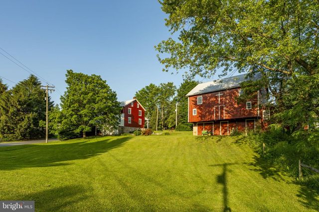 1407 BRUNNERVILLE RD, Lititz, PA 17543