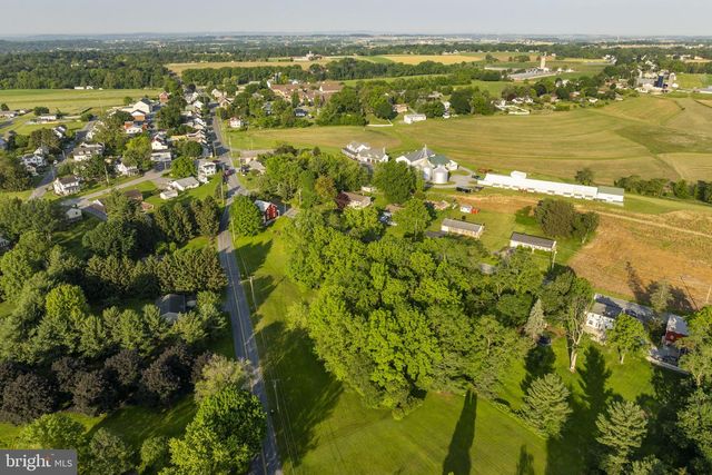 1407 BRUNNERVILLE RD, Lititz, PA 17543