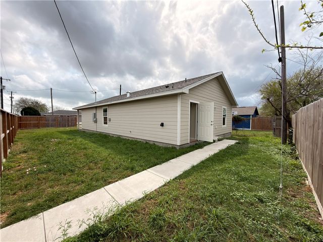 901 Duncan St, Corpus Christi, TX 78405