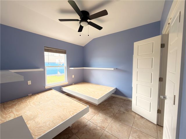 901 Duncan St, Corpus Christi, TX 78405