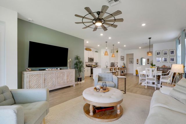 1960 SE Crosswood Way, Port St. Lucie, Port St Lucie, FL 34984