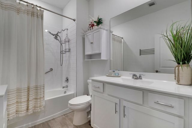 1960 SE Crosswood Way, Port St. Lucie, Port St Lucie, FL 34984