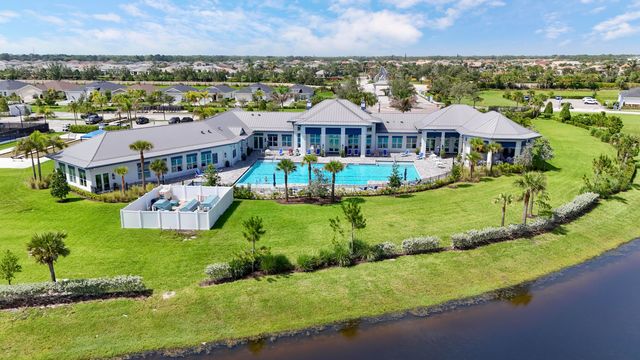 1960 SE Crosswood Way, Port St. Lucie, Port St Lucie, FL 34984