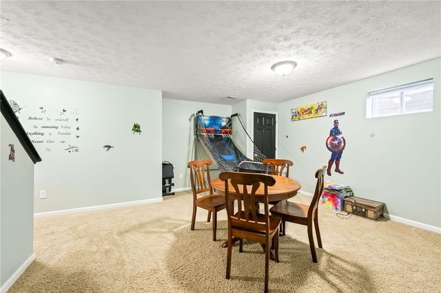 230 Bailey Lane, Springboro, OH 45066