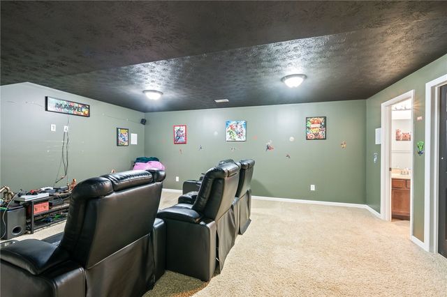 230 Bailey Lane, Springboro, OH 45066
