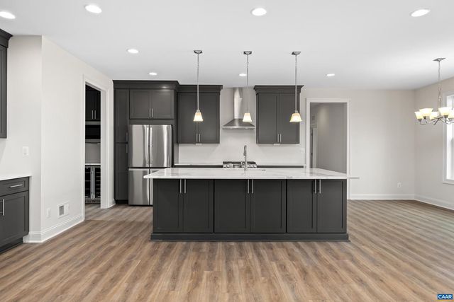 12 LANGDON WOODS DR, Dyke, VA 22935