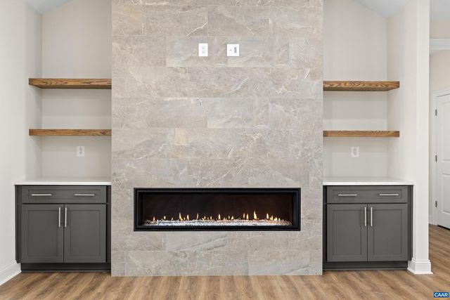 12 LANGDON WOODS DR, Dyke, VA 22935