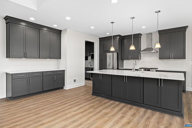 12 LANGDON WOODS DR, Dyke, VA 22935