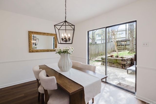 18 Shawnee Forest Cove, Little Rock, AR 72212