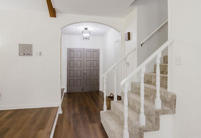 18 Shawnee Forest Cove, Little Rock, AR 72212