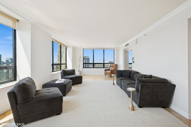 180 E Pearson Street 4407, Chicago, IL 60611