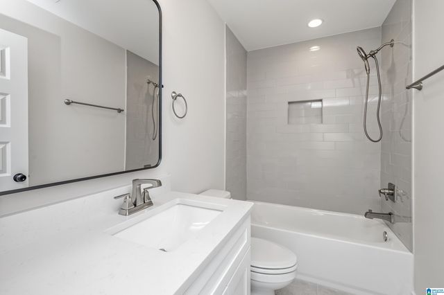 1584 FOREST RIDGE ROAD, Homewood, AL 35226