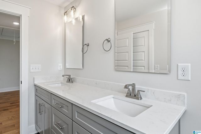 1584 FOREST RIDGE ROAD, Homewood, AL 35226