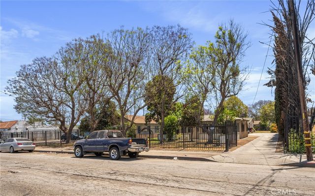 530 E El Segundo Boulevard, Compton, CA 90222