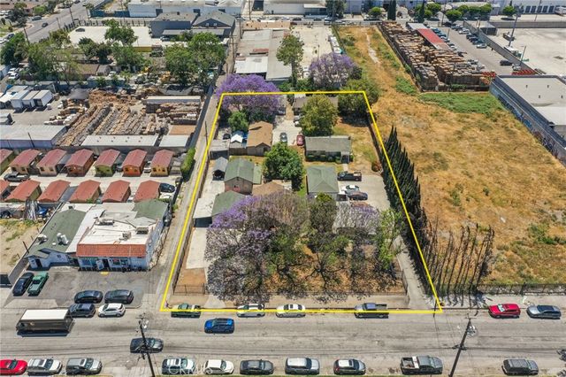 530 E El Segundo Boulevard, Compton, CA 90222