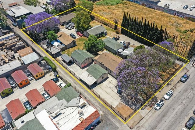 530 E El Segundo Boulevard, Compton, CA 90222