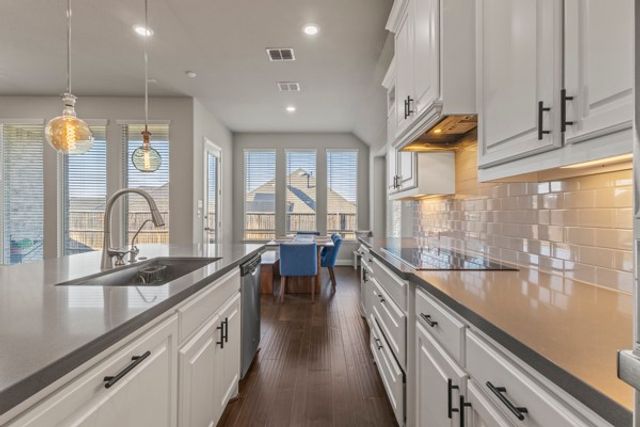 3305 Brookglen Drive, Lewisville, TX 75010